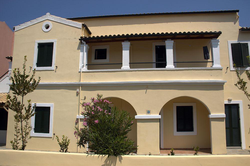 Nireas Resort Corfu アカラヴィ エクステリア 写真