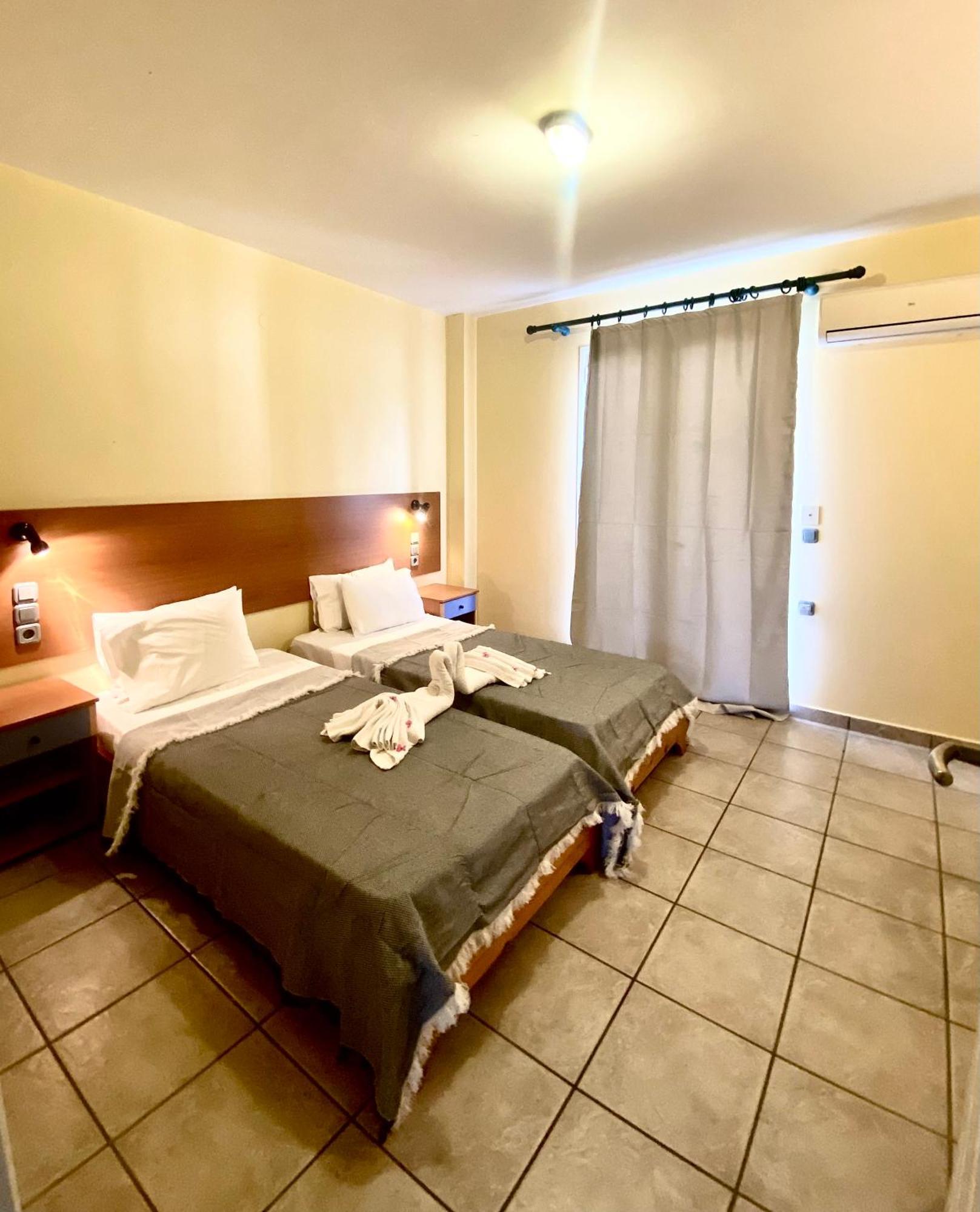 Nireas Resort Corfu アカラヴィ エクステリア 写真