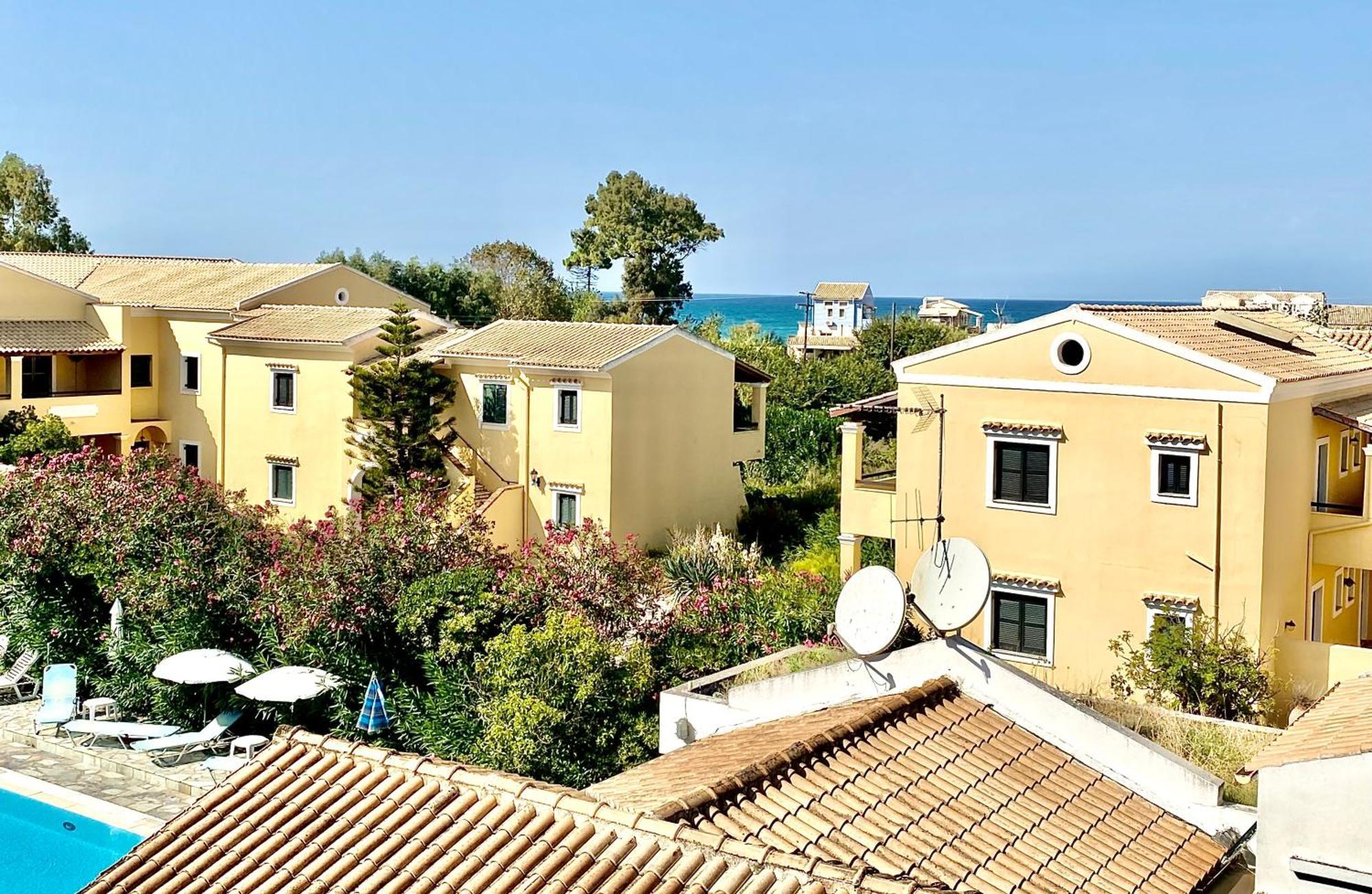 Nireas Resort Corfu アカラヴィ エクステリア 写真