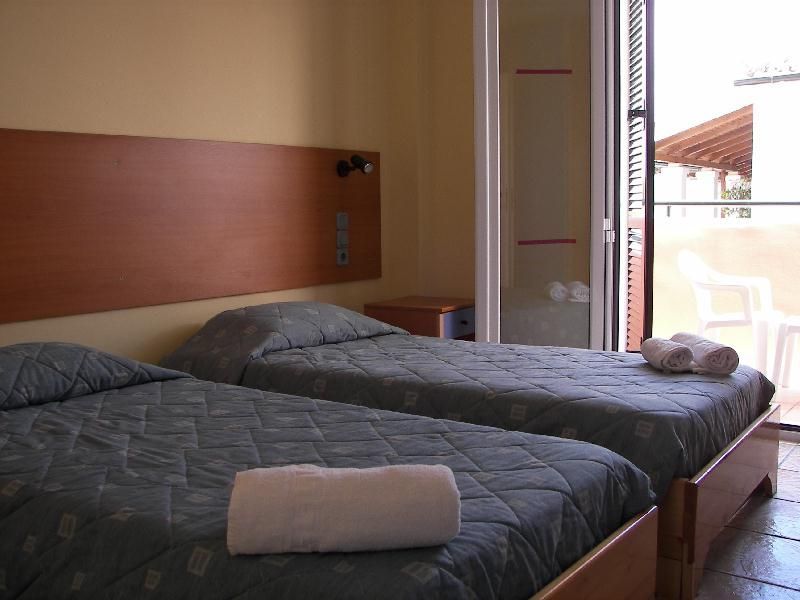 Nireas Resort Corfu アカラヴィ エクステリア 写真