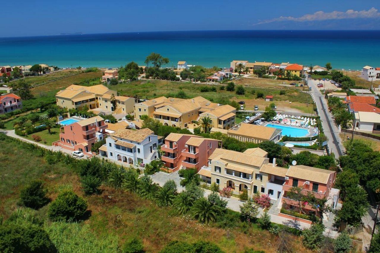 Nireas Resort Corfu アカラヴィ エクステリア 写真